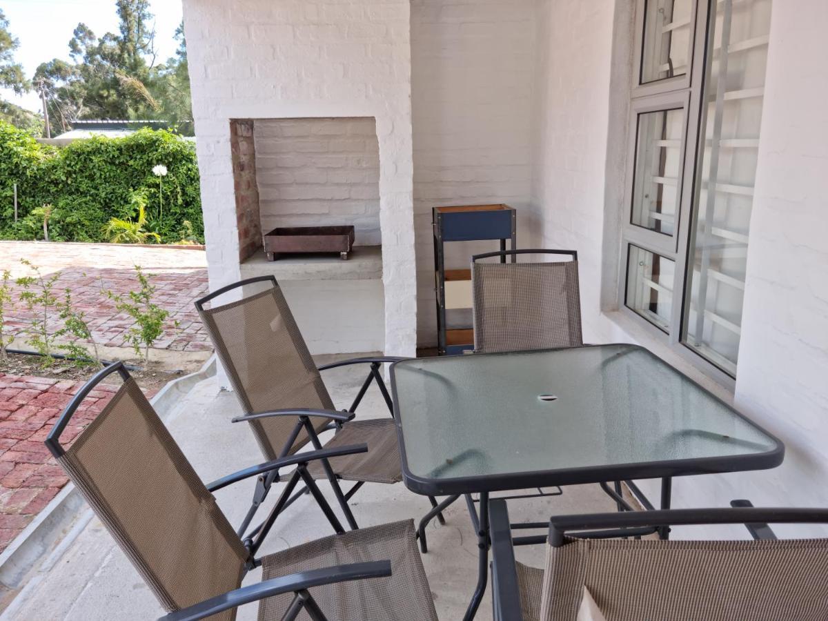Greenhouse Accommodation Тульбах Экстерьер фото
